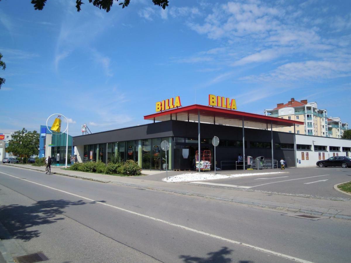 Orchidee Apartment Wiener Neudorf Exterior photo